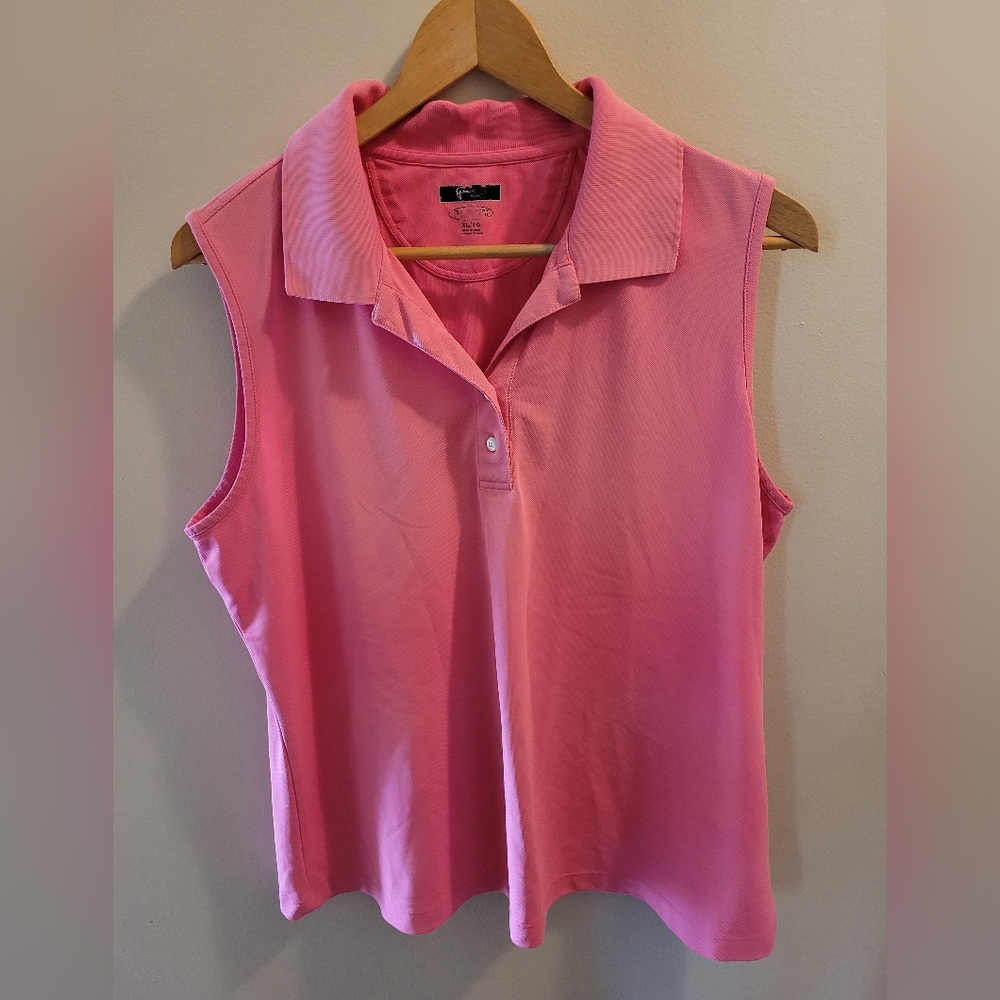🌻 3 for $15. Ladies sleeveless blouse by Gia. Size xlarge.